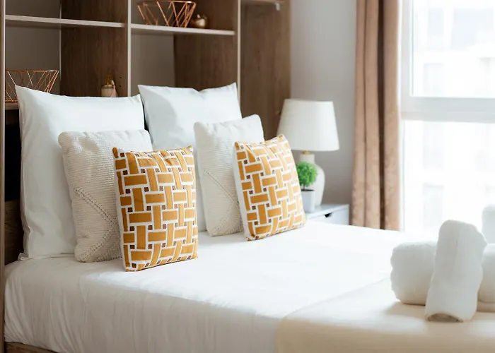 アパート Magnificent In Châtillon