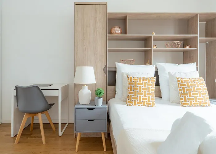 Magnificent In Châtillon